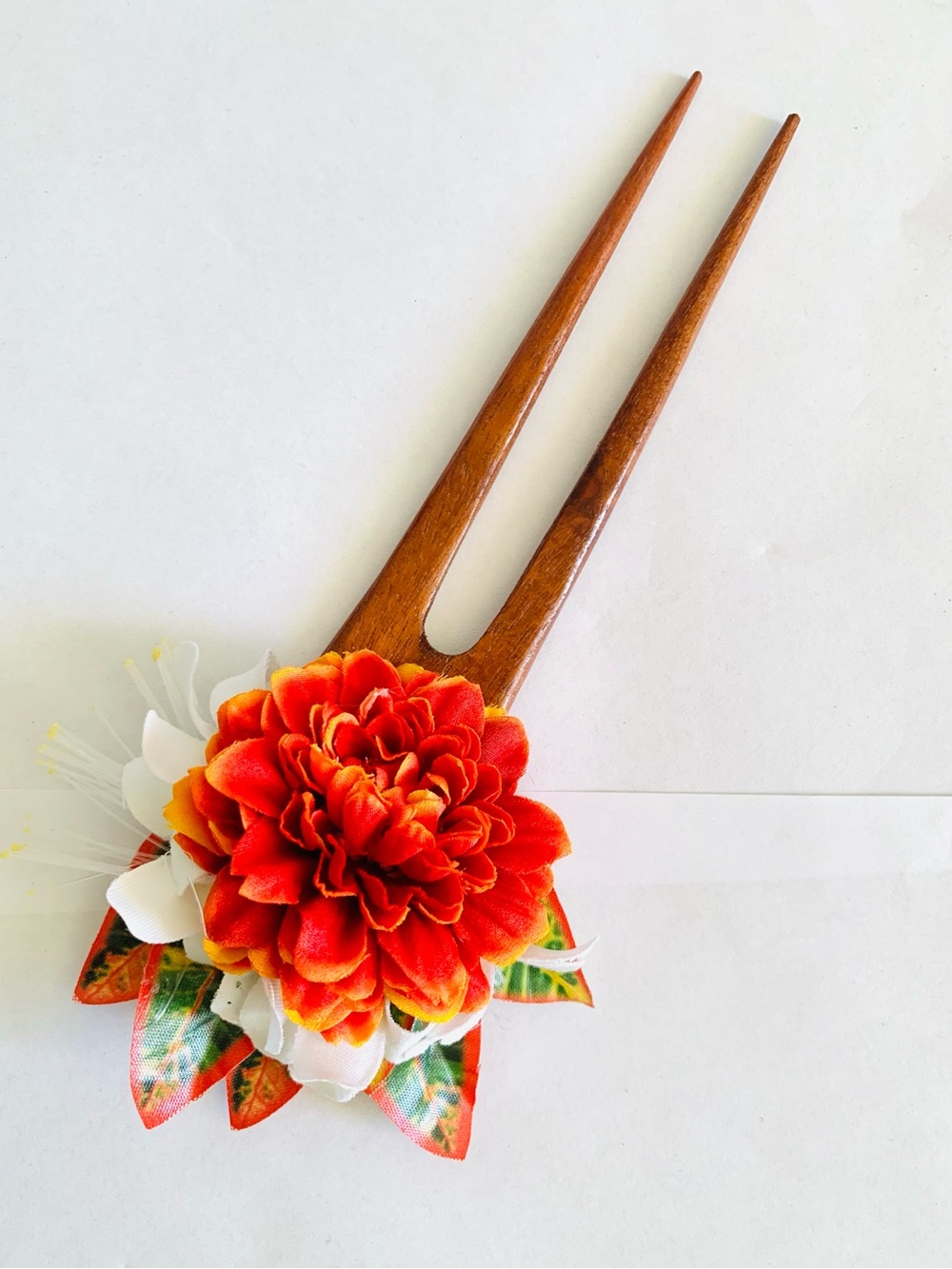 Hawaiian Floral Hair Stick 🌺 Red Flower Kanzashi Wood 8” Hula Luau New Unused - Picture 2 of 5